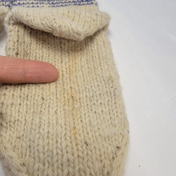 NWT Handmade Knitted Mitten - Picture 7 of 7